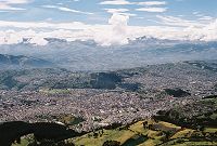 Pohled na Quito z okolnch 'kopc'
