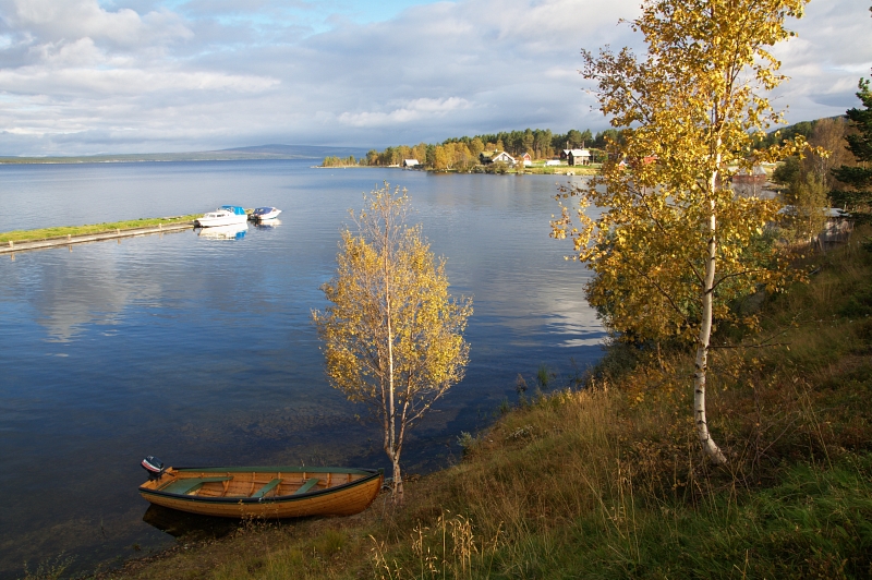 IMG_6112.jpg - Na břehu jezera Femunden v osadě Elgå