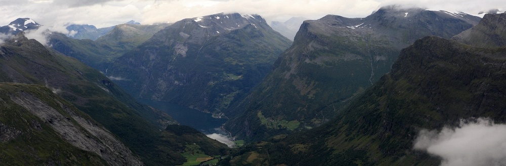 IMG_1995_geiranger 1.jpg