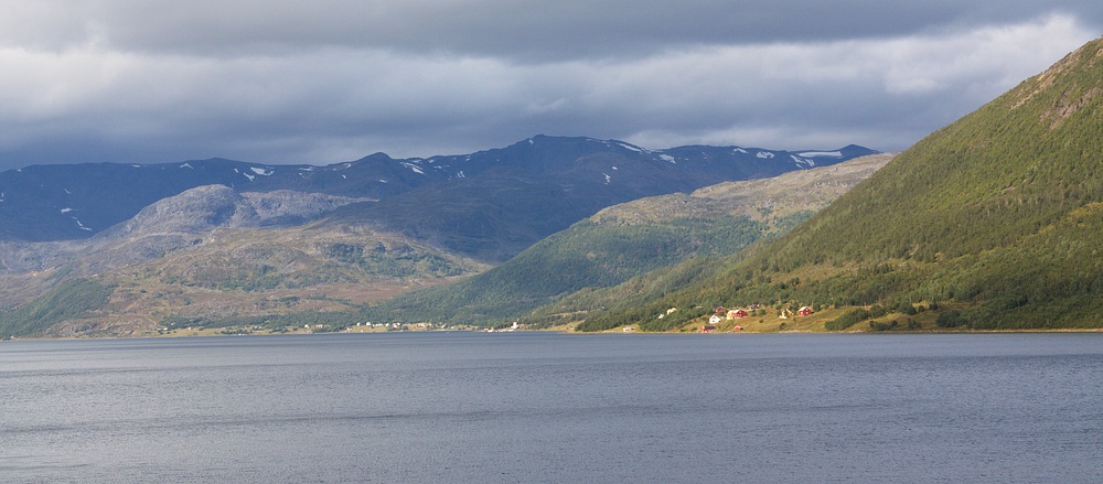 IMG_8472.jpg - Langfjorden