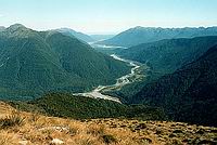 Údolí Taipo z hřebene Kelly Range