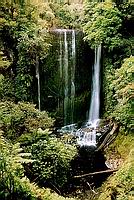 Vodopád Korokoro Falls - Lake Waikaremoana Track