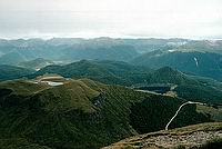 Fiordland - výhled při výstupu na Mt. Burns